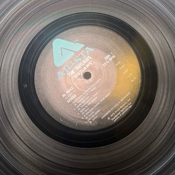 Outlaws Vinyl Record Album from 1975 - Picture 8 of 10